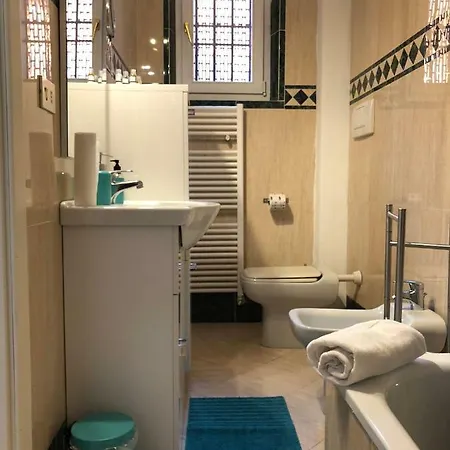 Saragozza Homes Apartment Bologna